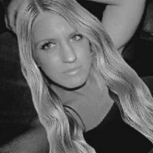 Meet your Posher, Leslie